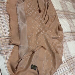 Luxurious Louis Vuitton Brown Scarf